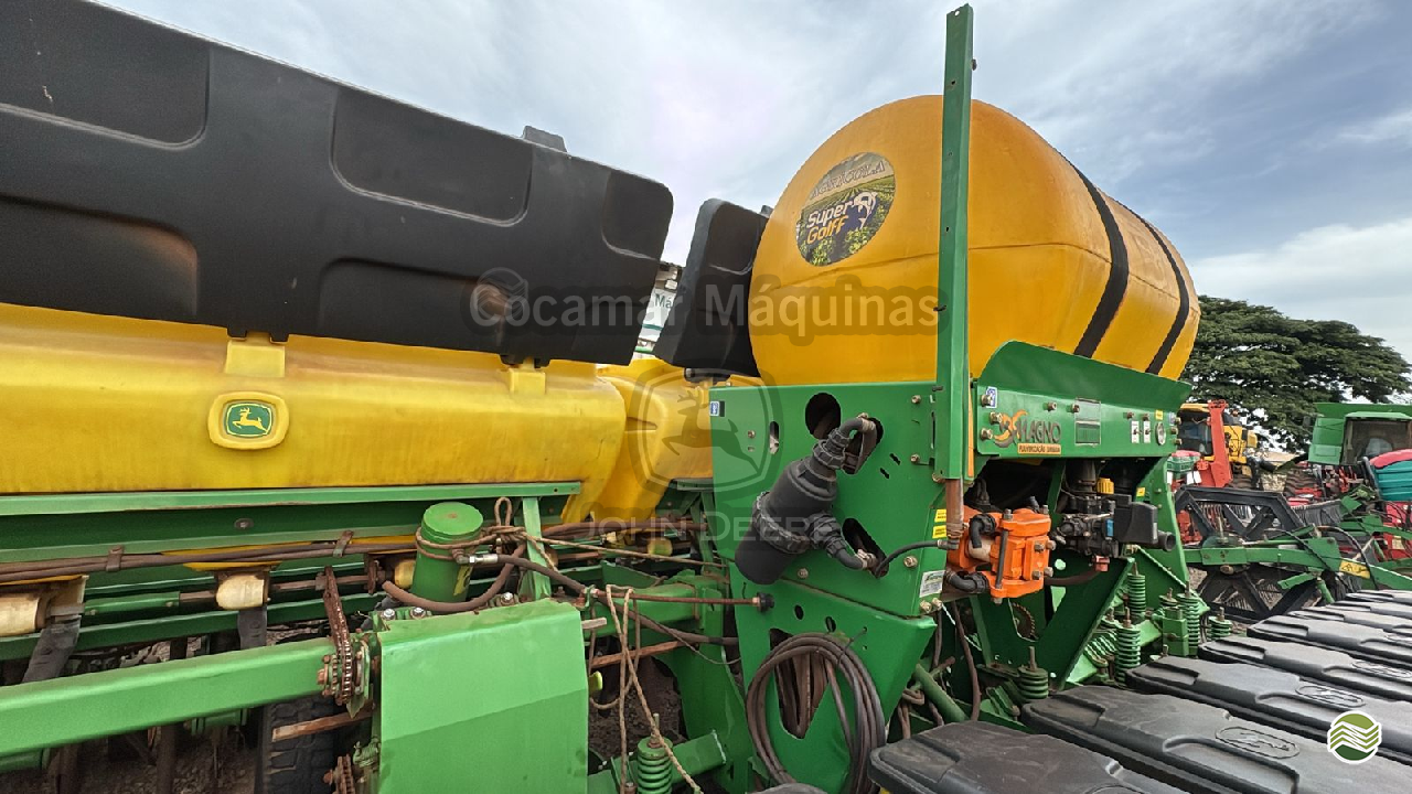 PLANTADEIRA JOHN DEERE PLANTADEIRAS 1113 Cocamar Máquinas - John Deere - Matriz MARINGA PARANÁ PR